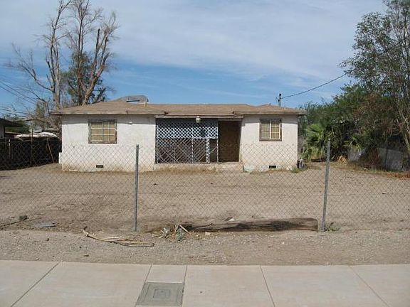 2nd image of 1090 W El Dorado Ave