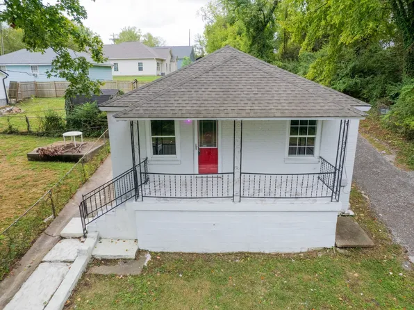 1144 Cedar St, Clarksville, TN 37040