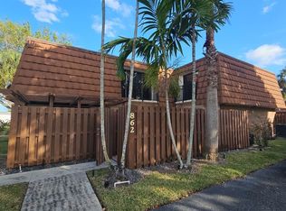 862 SW 118th Ter, Davie, FL 33325