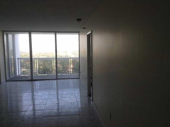 4th image of 20505 E Country Club Dr APT 932