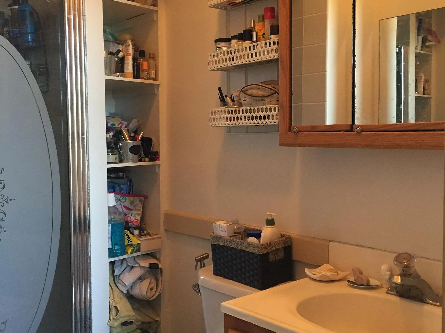 3 bed, 1100 sqft, $1,800 — Photo 3