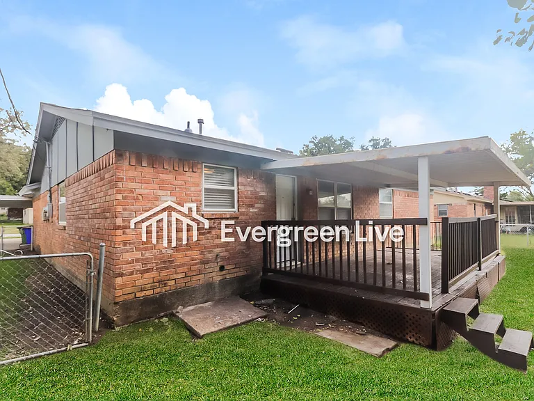 6617 Charmaine Dr — Photo 12