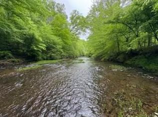 Hollywood Rd, Appomattox, VA 24522