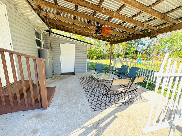 1683 Fricke Ave — Photo 13