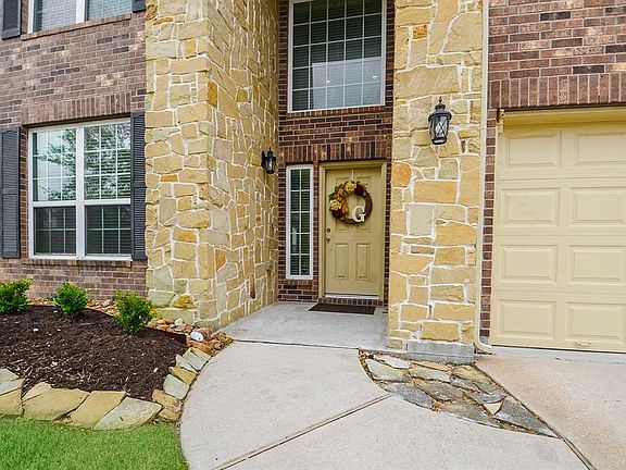 2nd image of 24703 Mason Knights Ct
