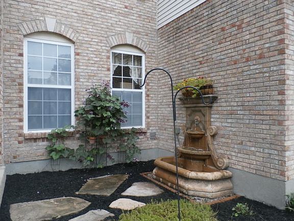 4th image of 6505 Woodstone Ct