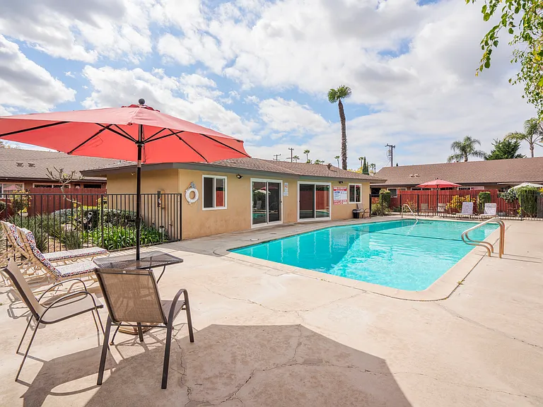 Winston Villa Apartments — Photo 10