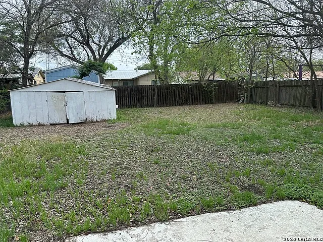 4911 Longfellow Blvd — Photo 9