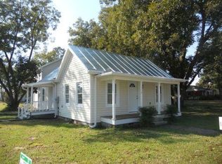 154 Main St, Winterville, NC 28590