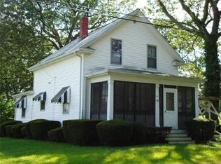 20 Russell Ave, Attleboro, MA 02703