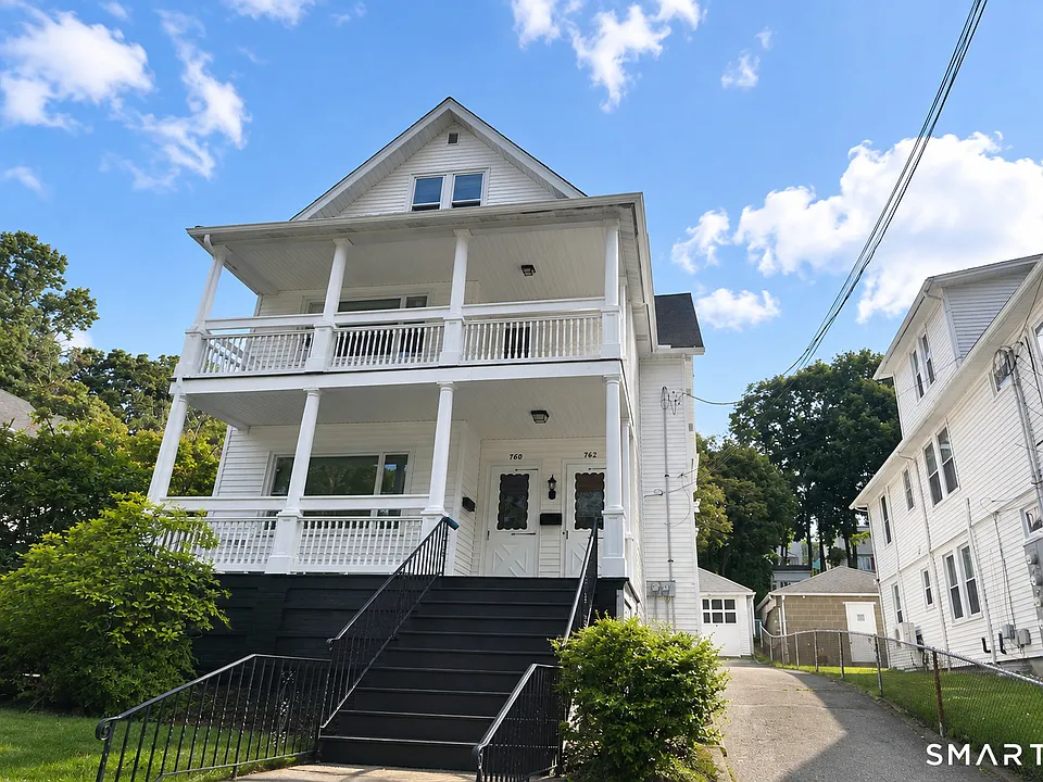 760 Howe Ave #1