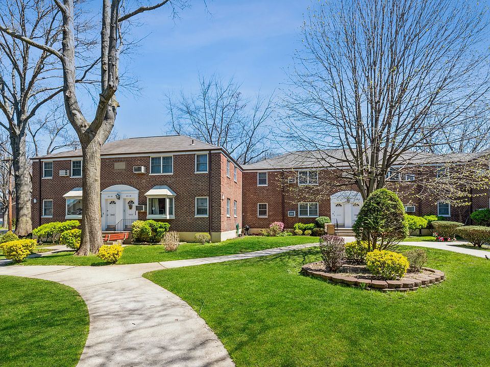 1st image of 251-58 61st Ave #1