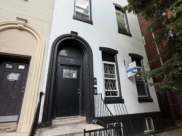 1528 N 18th St #2-R — Photo 1