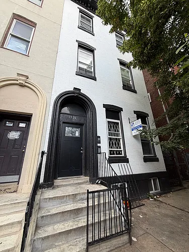 1528 N 18th St #2-R Photo 1