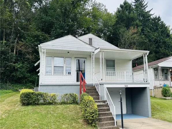 505 Madeline Ln, New Cumberland, WV 26047