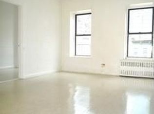 954 2nd Ave APT 4F, New York, NY 10022