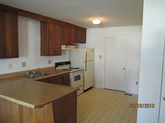 3rd image of 405 Timmy Ln #B