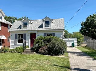 2103 W Sherman Ave, West Peoria, IL 61604