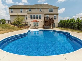 105 Harvest Ridge Ave, Pataskala, OH 43062