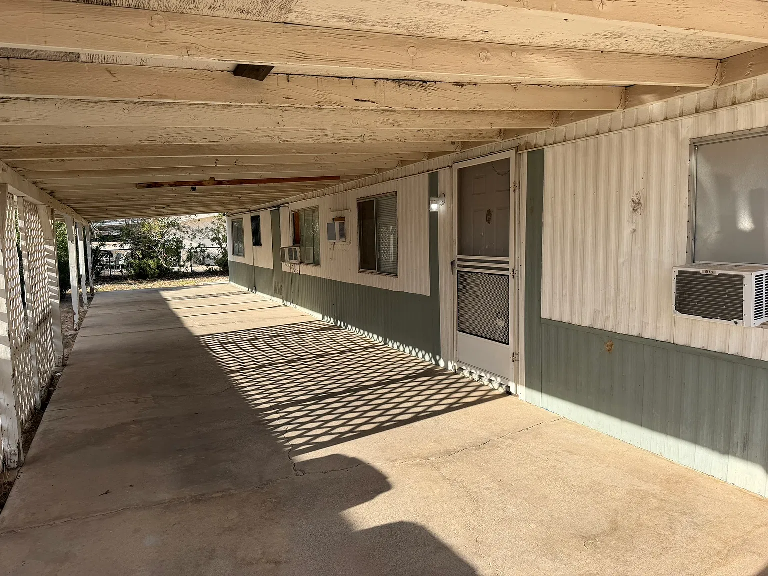 2 bed, 673 sqft, $950 — Photo 2