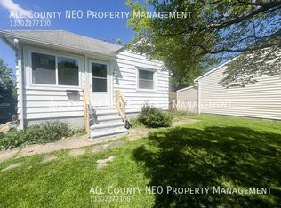 2349 Bellfield Ave, Akron, OH 44312