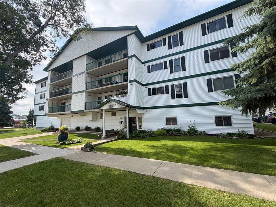 1st image of 5007 S 52nd Ave #206
