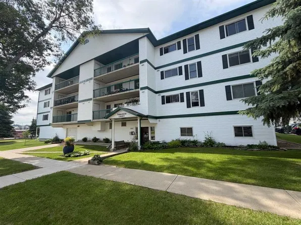 5007 S 52nd Ave #206, Ponoka, AB T4J 1S3