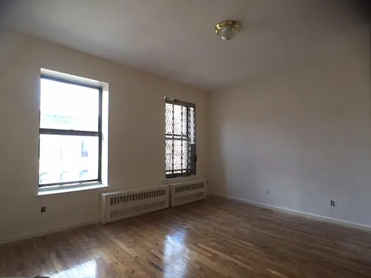 Rented by Bohemia Realty Group | media 14