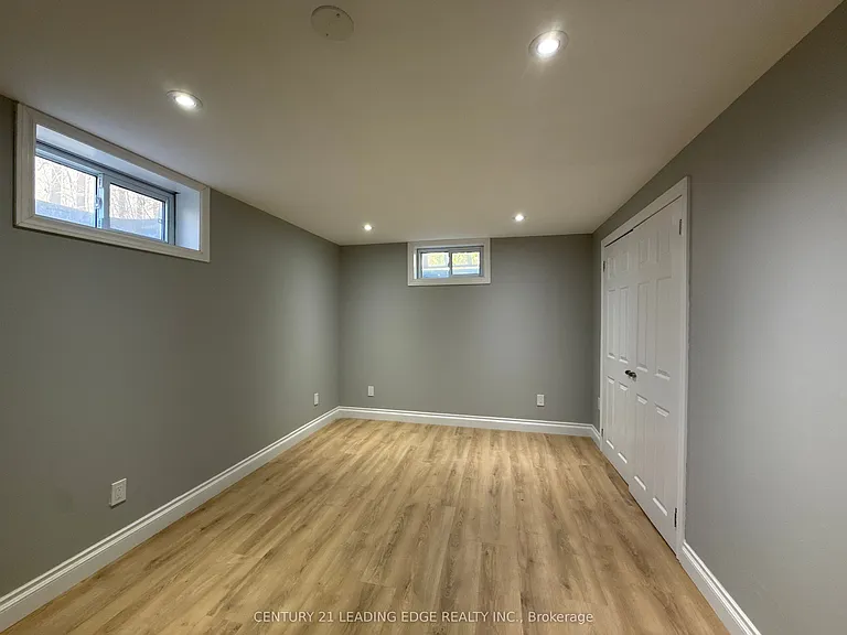 303 Wilson Rd N — Photo 12