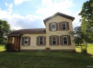 33 Sinclair Dr, Sinclairville, NY 14782