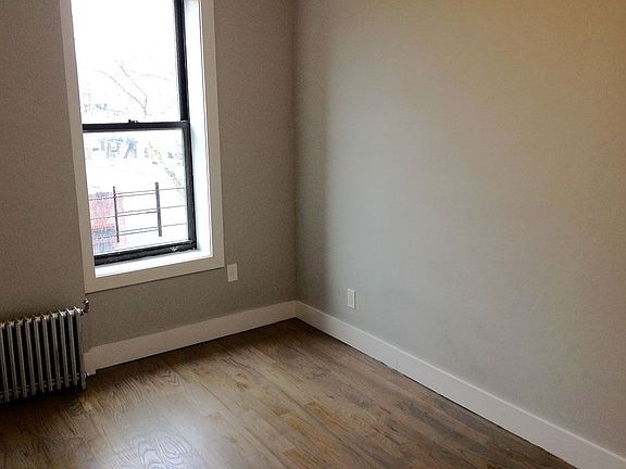 4th image of 110 Martense St #E3