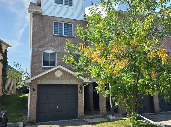 98 Spadina Rd, Brampton, ON L6X 4X6