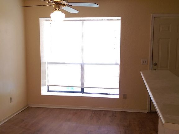 5th image of 1323 Eastgate Dr