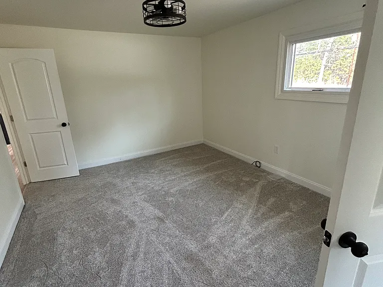 2914 Seaford Rd — Photo 10