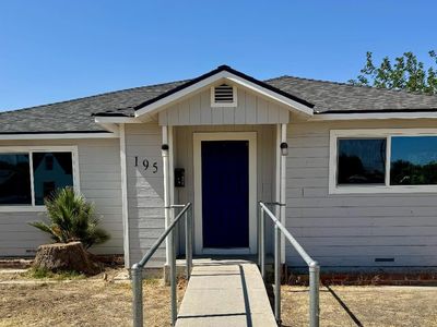 195 Hoover St, Coalinga, CA, 93210