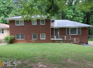 557 Collier Ridge Dr NW, Atlanta, GA 30318