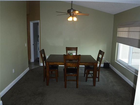 5th image of 818 Laurel Leaf St