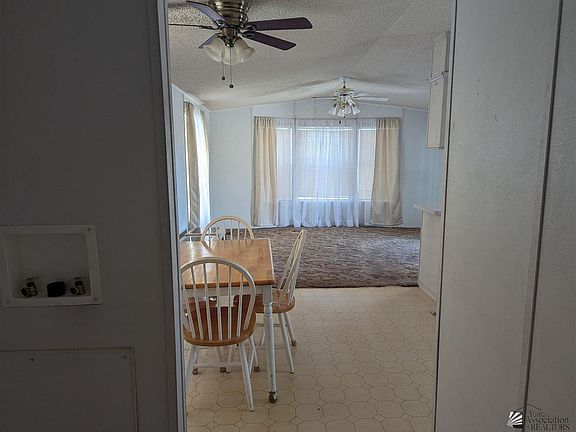 3rd image of 13299 E 51st St