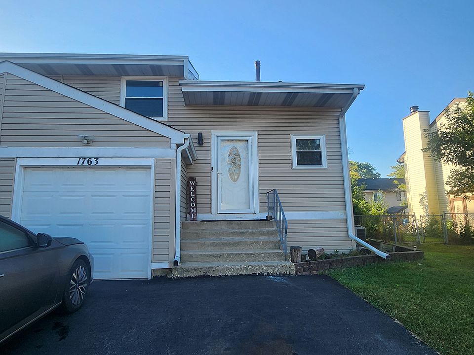 1st image of 1763 De Forest Ln