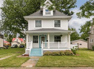 1626 D Ave NE, Cedar Rapids, IA 52402