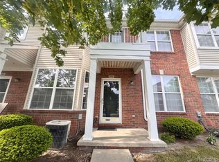 3757 Cherry Creek Ln #51, Sterling Heights, MI 48314