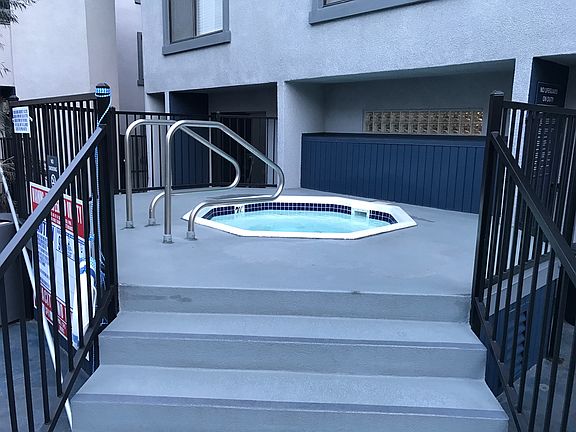 5th image of 1940 N Highland Ave APT 11