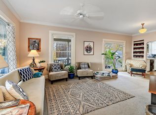 128 Nob Hill St, Ashland, OR 97520