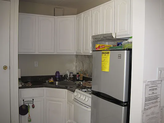 Rented by 18 REALTY | media 21