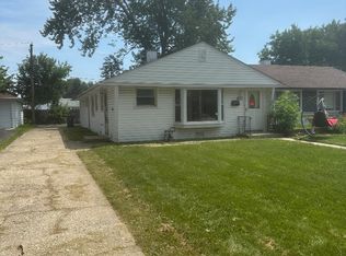 8849 S Corcoran Rd, Hometown, IL