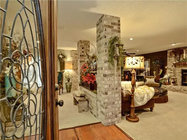 102 Olmito Dr, Wimberley, TX 78676