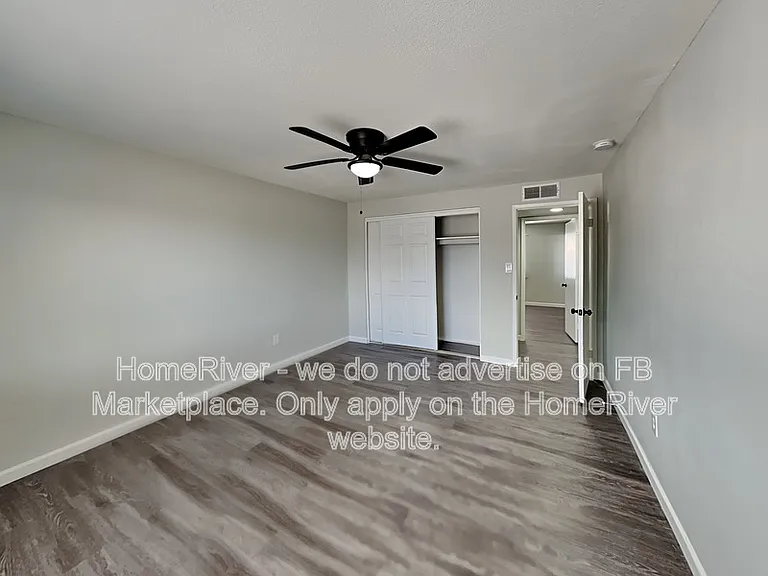 1801 N 63rd Dr — Photo 14