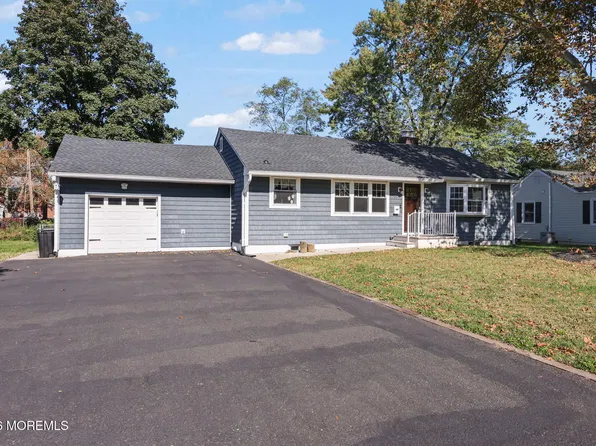 91 Jackson St, Keyport, NJ 07735