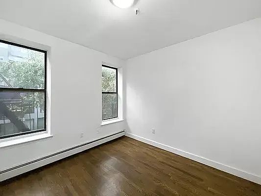 5th image of 311 W 113th St #4R