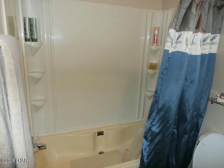 2560 James Dr — Photo 13